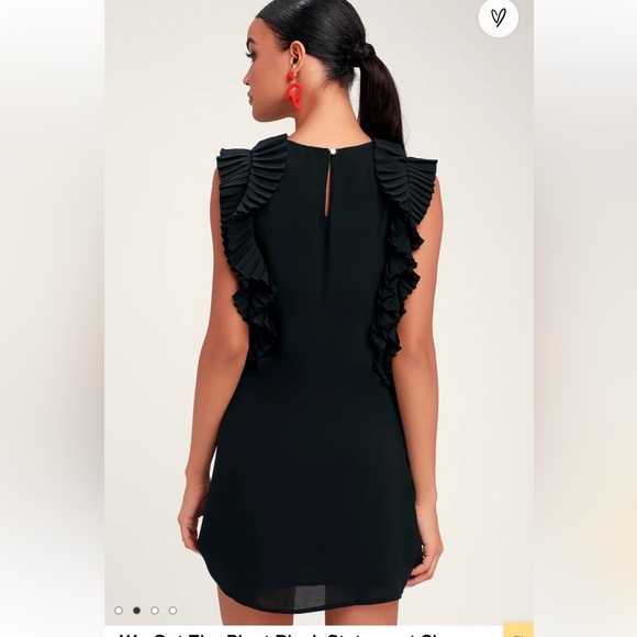 Lulus We Got The Pleat Black Statement Sleeve Shift Dress. Size XS. - Picture 2 of 13